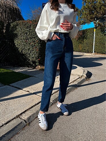 mom fit lacivert jean