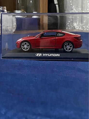 Hyundai Genesis Maket Araba