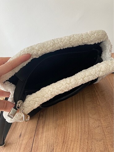 Beden siyah Renk Siyah Nubuk&Peluş Çanta
