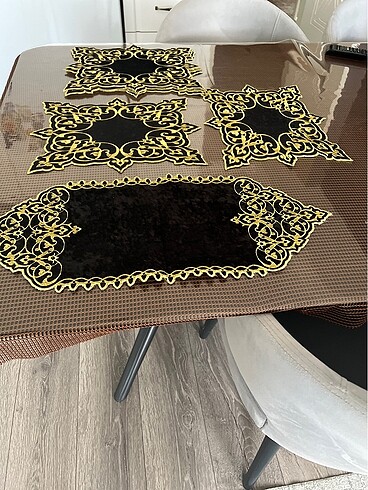 Şık runner salon takımı