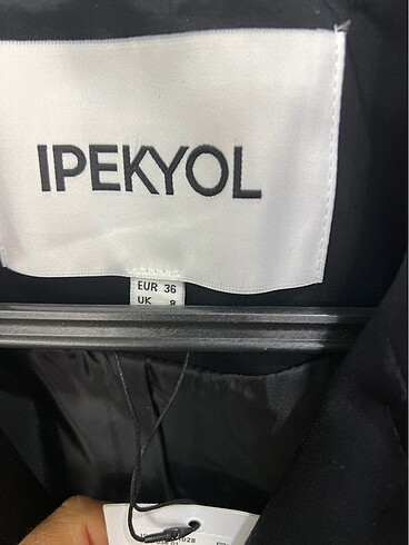36 Beden İpekyol trençkot