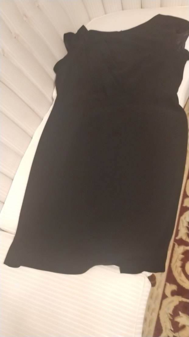 Siyah V Yakalı Klasik Midi Elbise - Görsel 3