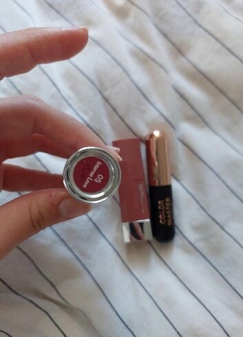 Beden Hepsi 150 flormar sheer up (maybelline satıldı)