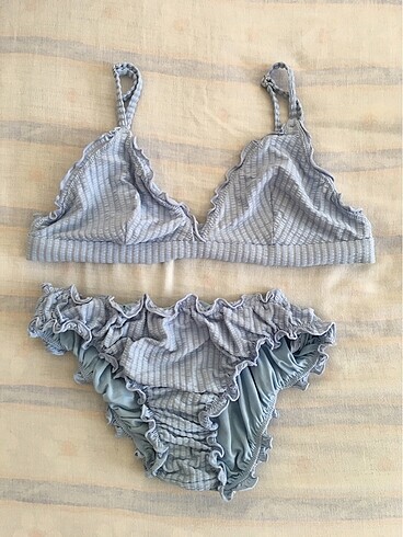 Mavi bikini 