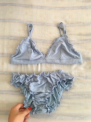 H&M Mavi bikini 