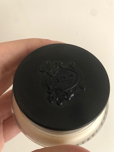 Bobbi Brown Bobbi brown makyaj bazı 50 ml ve nars fondöten