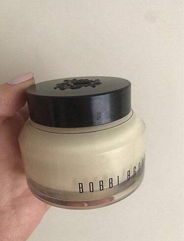 Bobbi brown makyaj bazı tamamı doludur