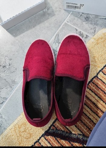 Kız Çocuk Kırmızı Cırtlı Loafer