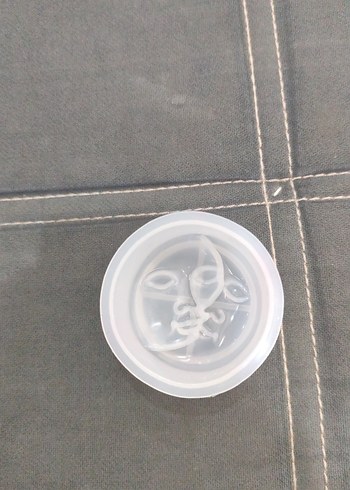 Pastel Mor Ay ve Yüz Figürlü Mum - Görsel 2