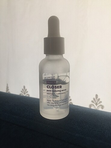 Frankly closer serum peptit gözenek