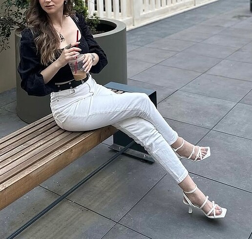 Bershka mom jean