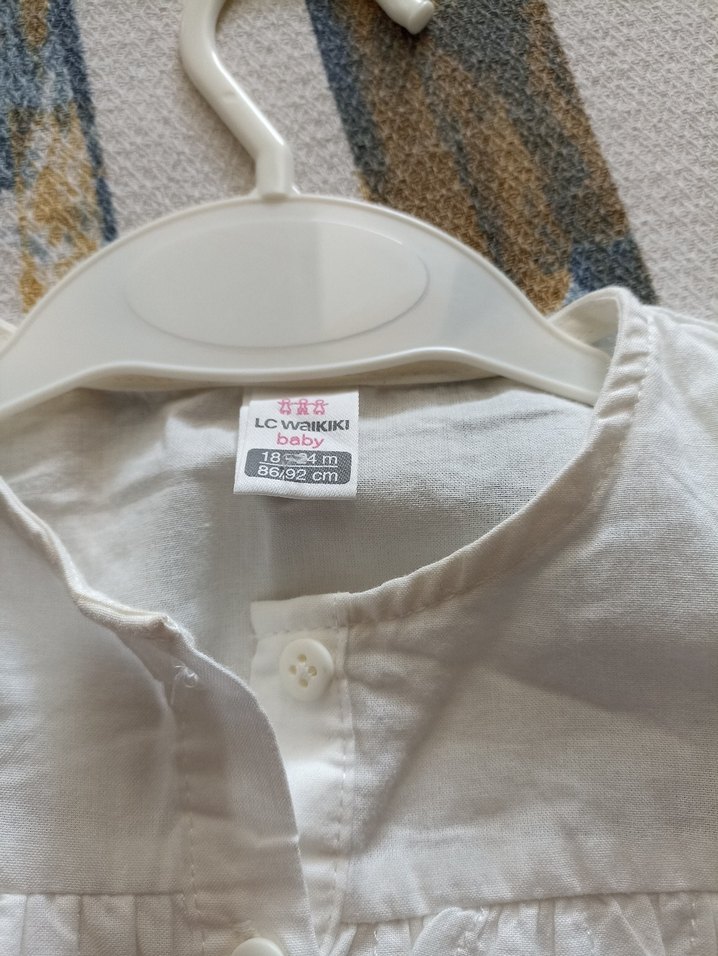 Kız Çocuk Beyaz Düğmeli Keten Gömlek - Görsel 2