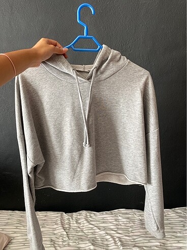 Crop sweatshirt