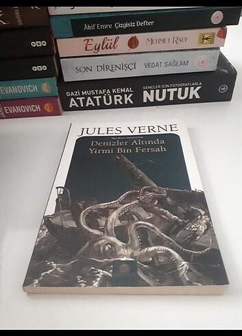  Denizler Altında Yirmi Bin Fersah 