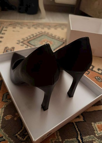 Kadın Siyah Stiletto Topuklu Modern Klasik Ayakkabı - Görsel 3