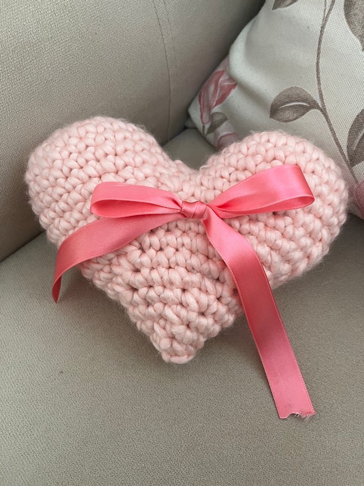 Sevgililer Günü Hediyesi Pembe Kalpli Pinterest Yastık - Görsel 5