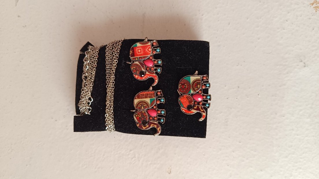 Renkli Mini Fil Figürlü Kolye - Görsel 2