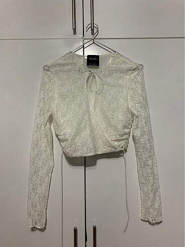 BERSHKA dantel bluz