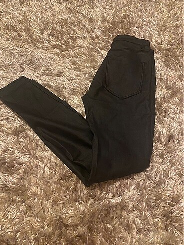Stradivarius Pantolon