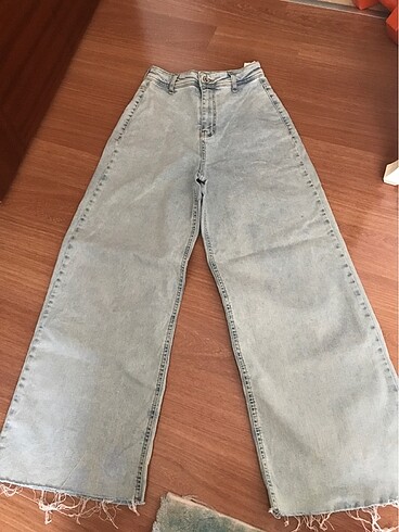 Koton paçaları geniş kot pantolon