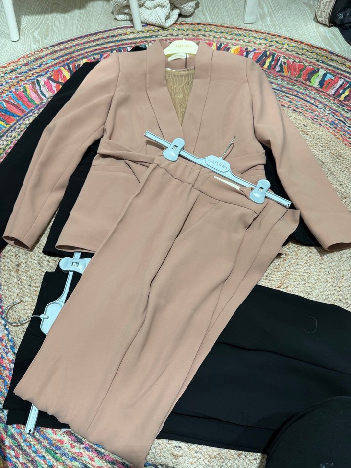 Ceket bluz pantolon takım - Görsel 4