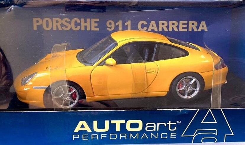  Beden /18 AUTOART PORCHE 911 COUPE FACELİFTDİECAST ARABA