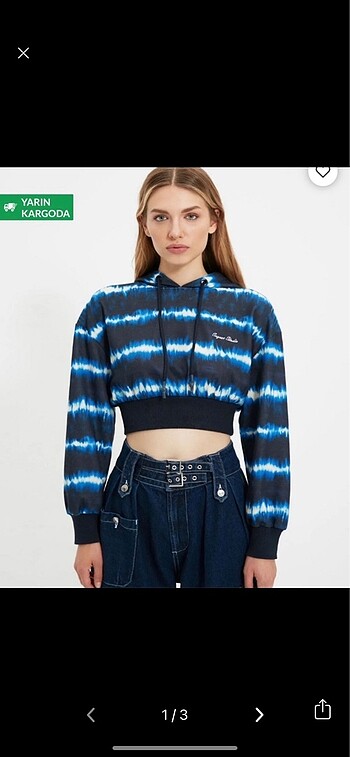 sagaza crop sweatshirt