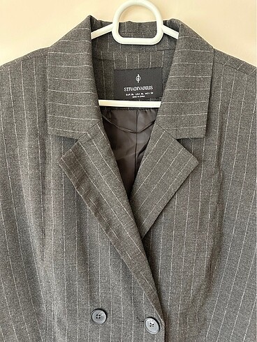Stradivarius Kolsuz Blazer