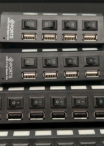 Siyah Çoklu USB Hub Anahtarlı - Görsel 4