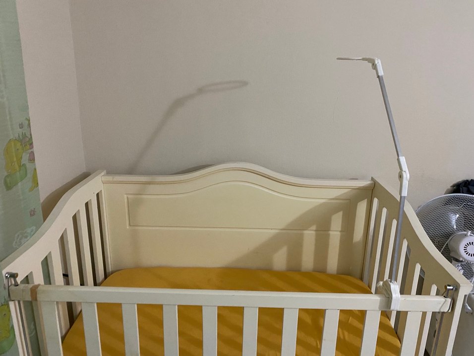 Beyaz Ahşap Bebek Beşiği - Görsel 2