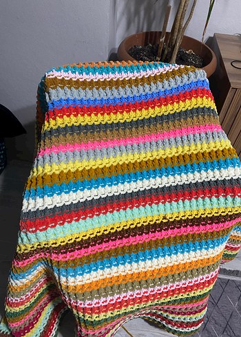 Renkli Örgü Desensiz Battaniye - Görsel 2