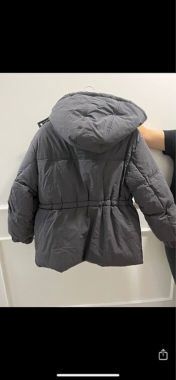 Bershka Şişme mont