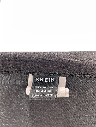 xl Beden siyah Renk Sheinside Midi Etek %70 İndirimli.