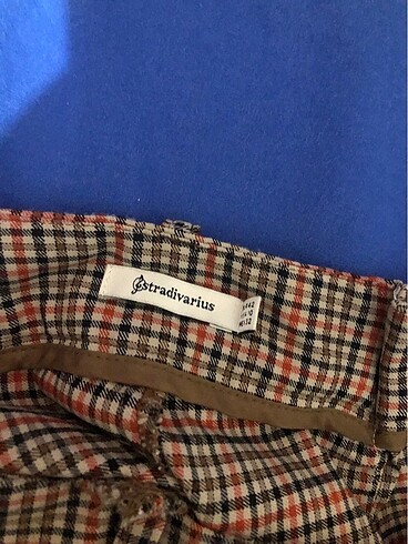42 Beden kahverengi Renk Stradivarius kareli kahverengi kumaş pantolon