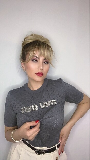 Miu miu renk seçenekleri ile stoklarda hızlı olun derim