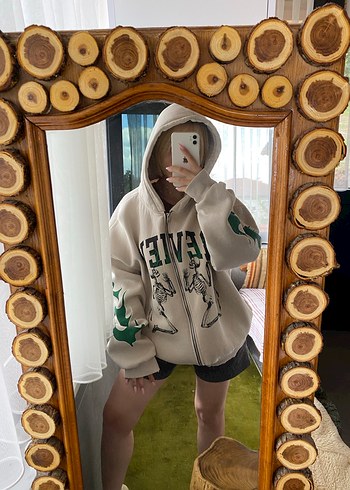 Review Skeleton Hoodie