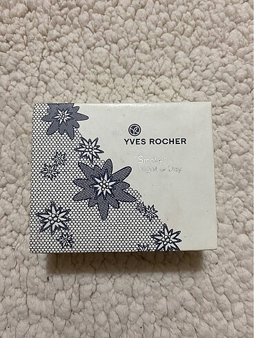 yves rocher far paleti