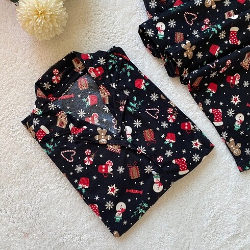 Diğer Yılbaşı pijama takımı