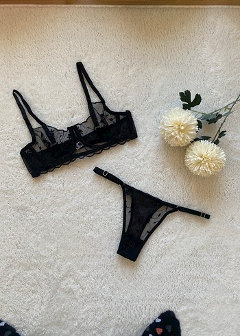 Nakışlı Siyah Goth Mini Sütyen Takımı
