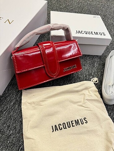  Beden Jacquemus Le grand Bambino