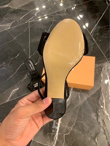 37 Beden siyah Renk MiuMiu 36-41