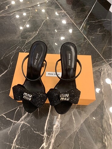 MiuMiu 36-41
