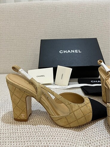 37 Beden çeşitli Renk Chanel - Alaia