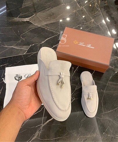 Loro Piana Loro Piana 40