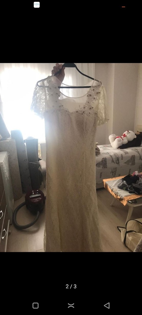 Dantel Kısa Kollu V Yaka Beyaz Gelinlik - Görsel 2