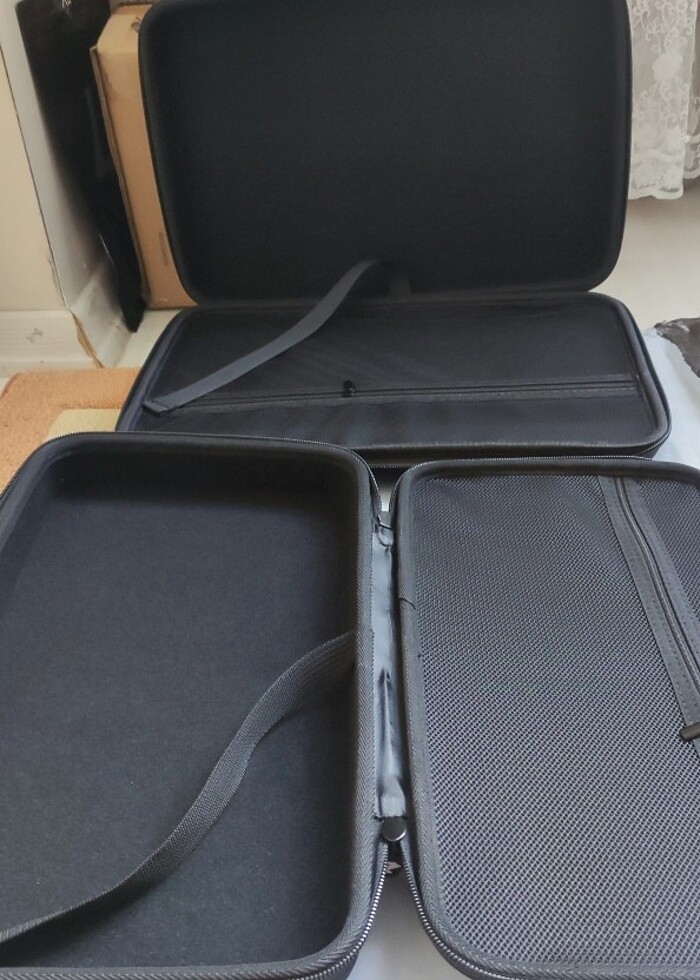 Çanta ve çantalık evrak , müzik aletleri  - Görsel 2