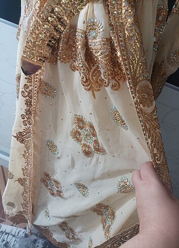 Diğer KUŞİ YÖRESEL KAFTAN ÜÇ ETEK ABAYA
