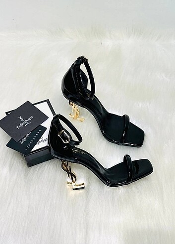 39 Beden YSL TOPUKLU AYAKKABI
