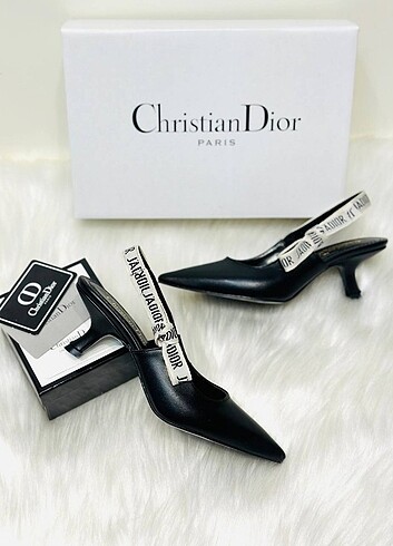 Christian Dior 