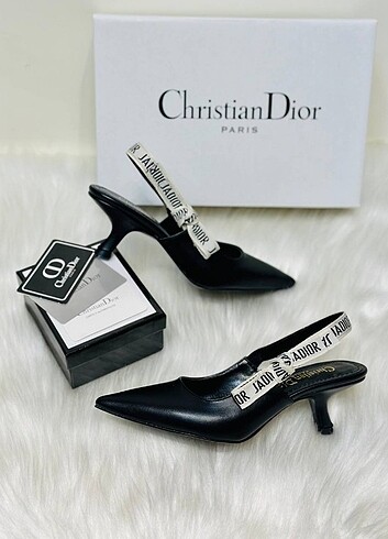 37 Beden siyah Renk Dior mat